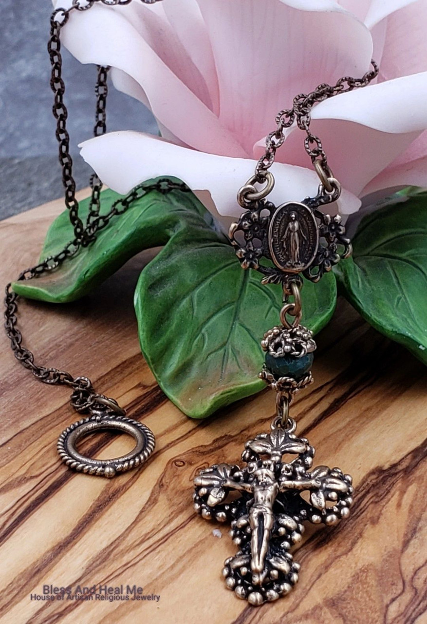Lis d'Amore - Rosary Style Necklace for the Rocker Gal